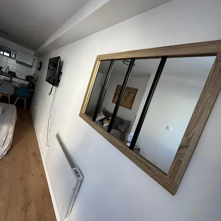 Logement 7 Parking Prive Gratuit Sous Video Surveillance 公寓 *