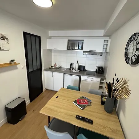 Logement 7 Parking Prive Gratuit Sous Video Surveillance *